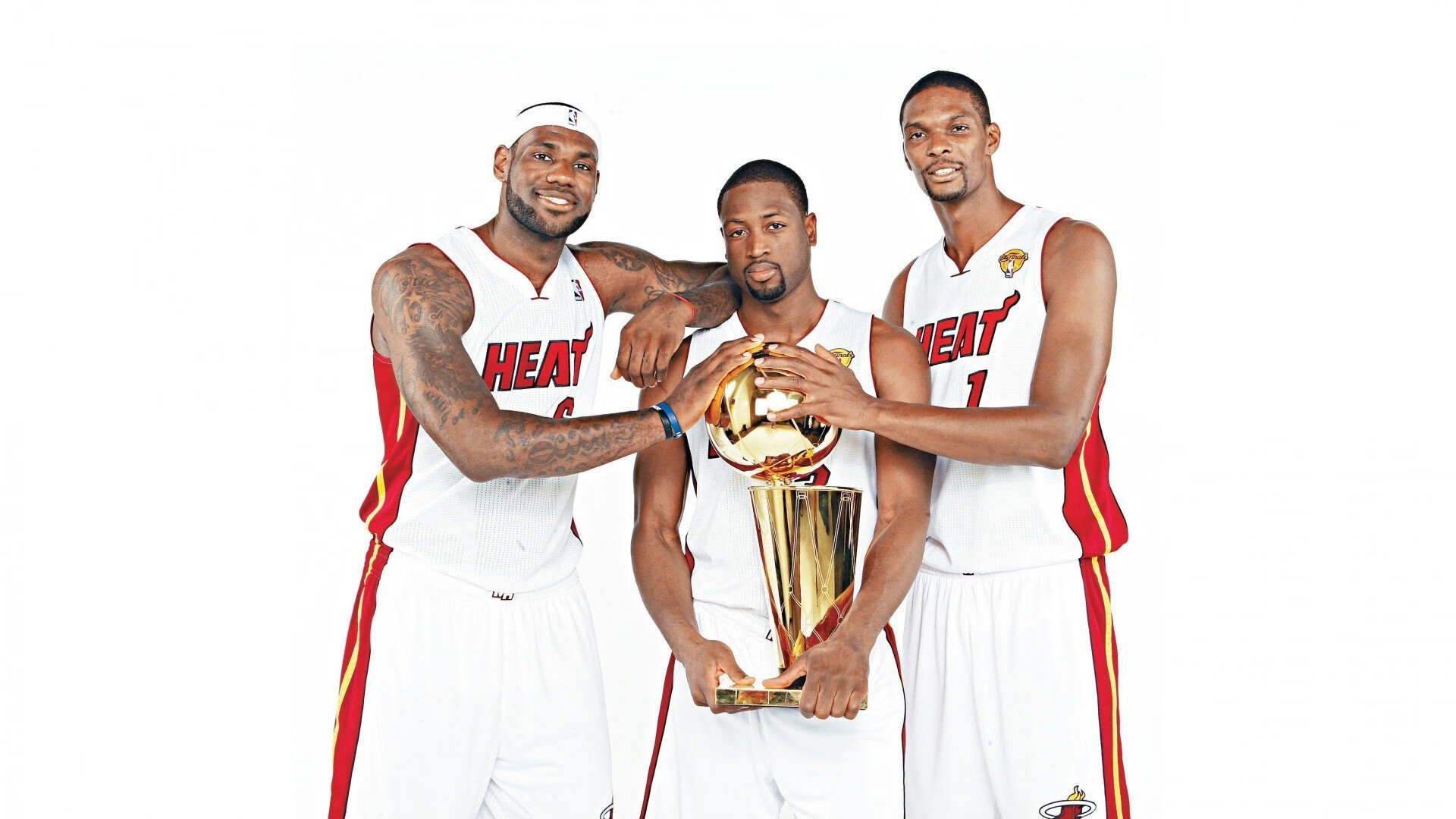 女篮联赛常规赛辽宁女篮主场小胜广东女篮 韩旭内线强打成为关键